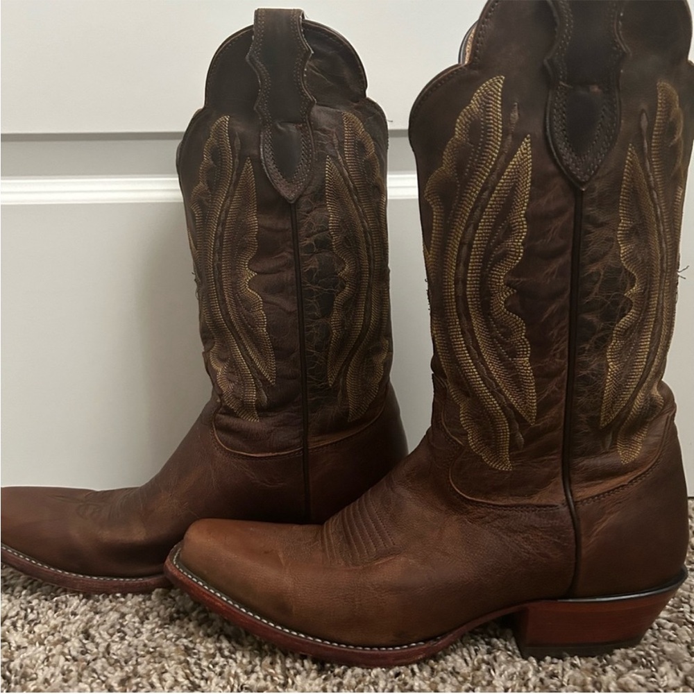 Justin Ladies Cowboy Western Boots Brown
Distressed Vintage Goat Leather 8.5